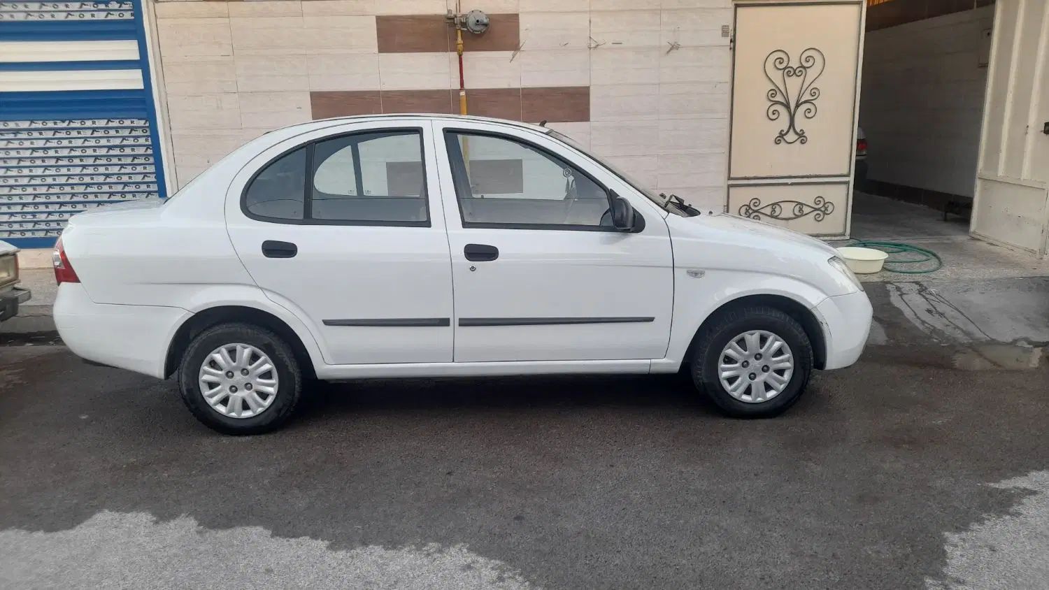 تیبا صندوق دار EX - 1395