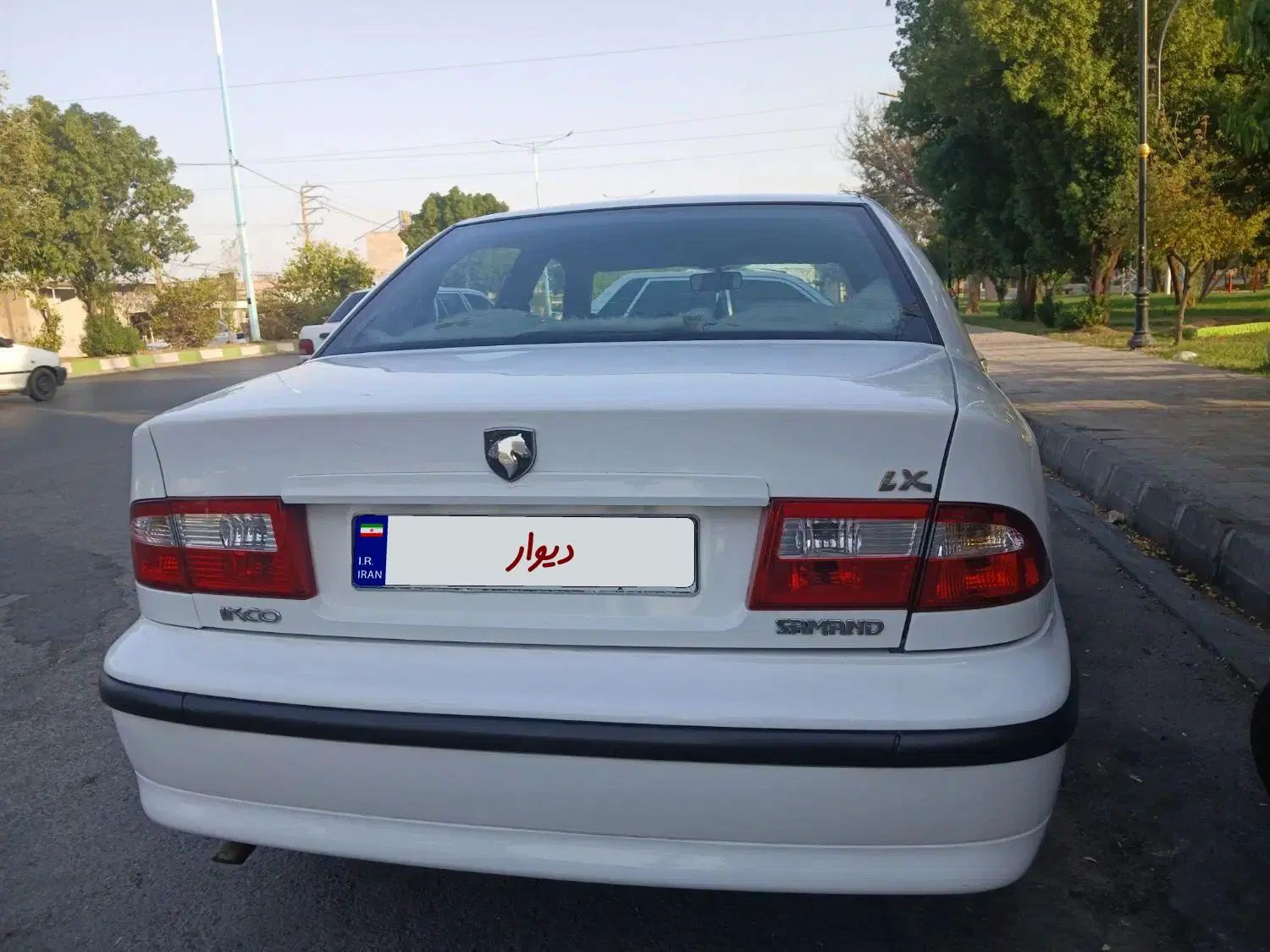 سمند LX XU7 - 1390