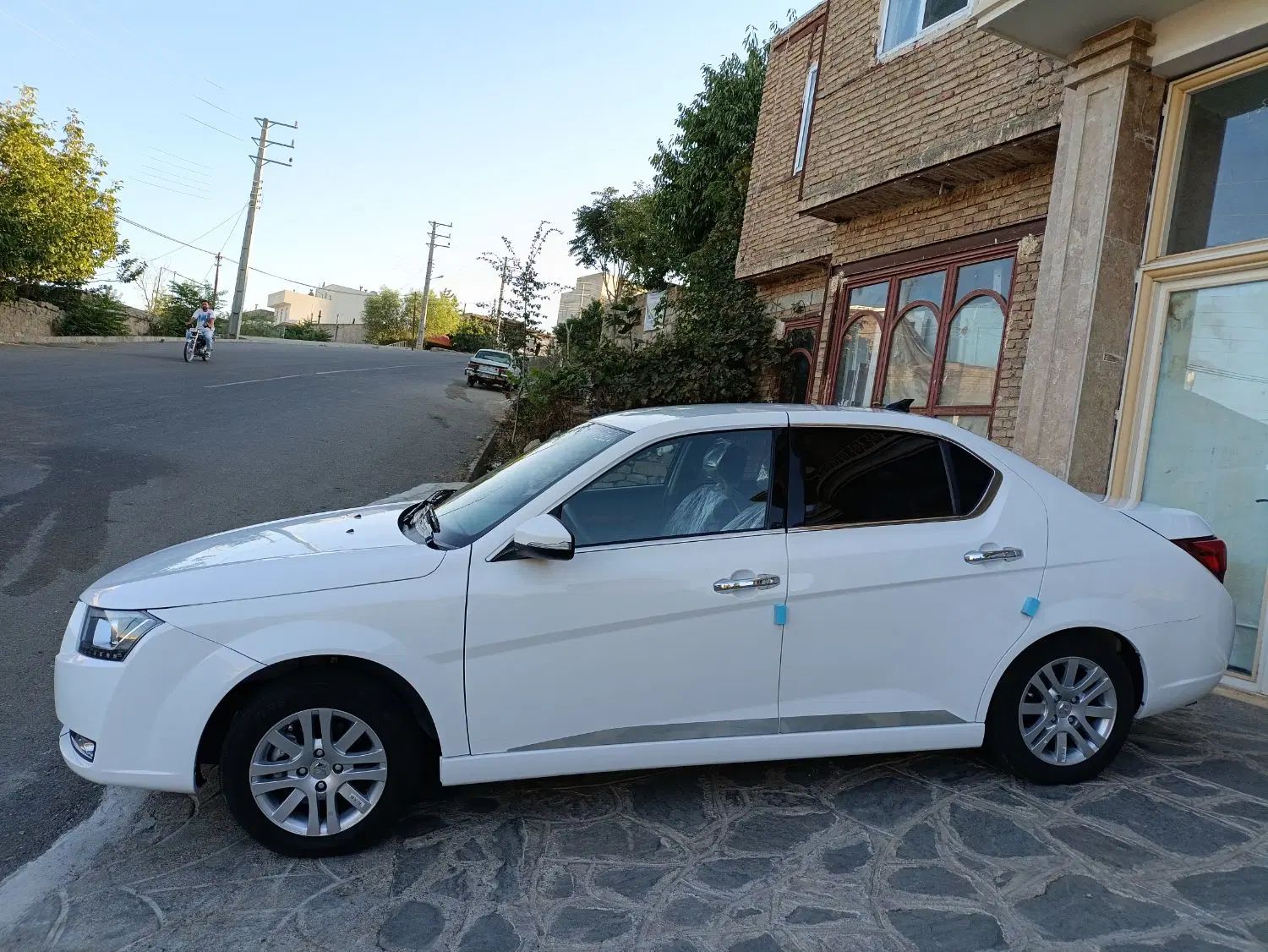 دنا پلاس ۶ دنده EF7p - 1403