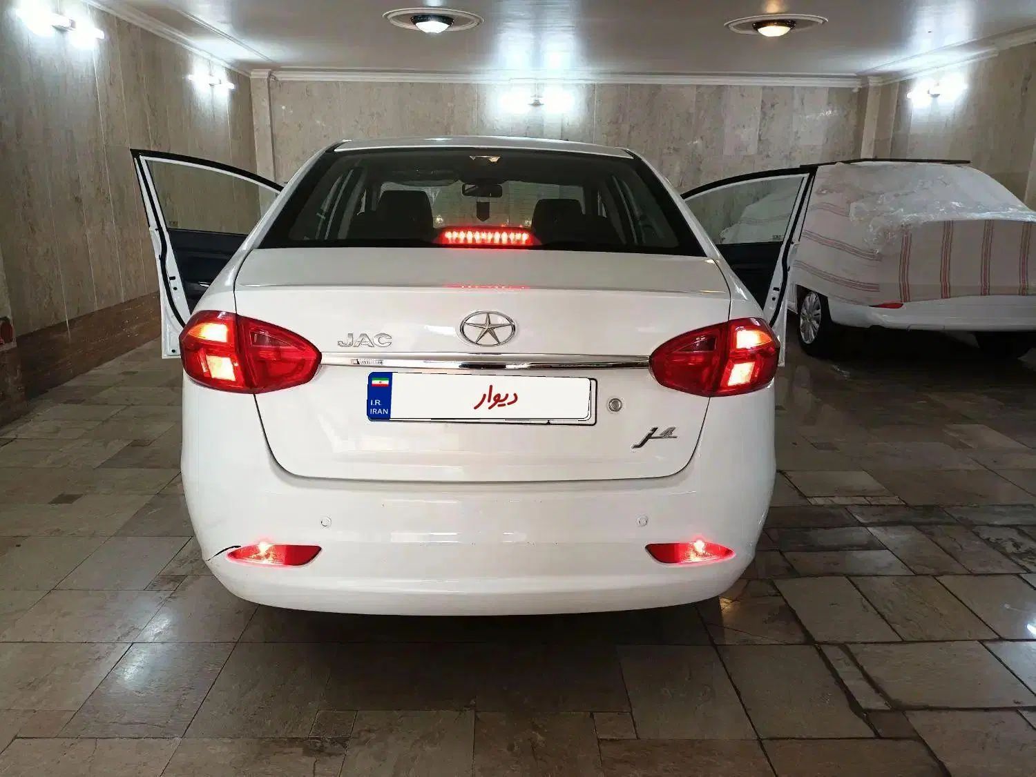 جک J4 اتوماتیک آپشنال - 1403
