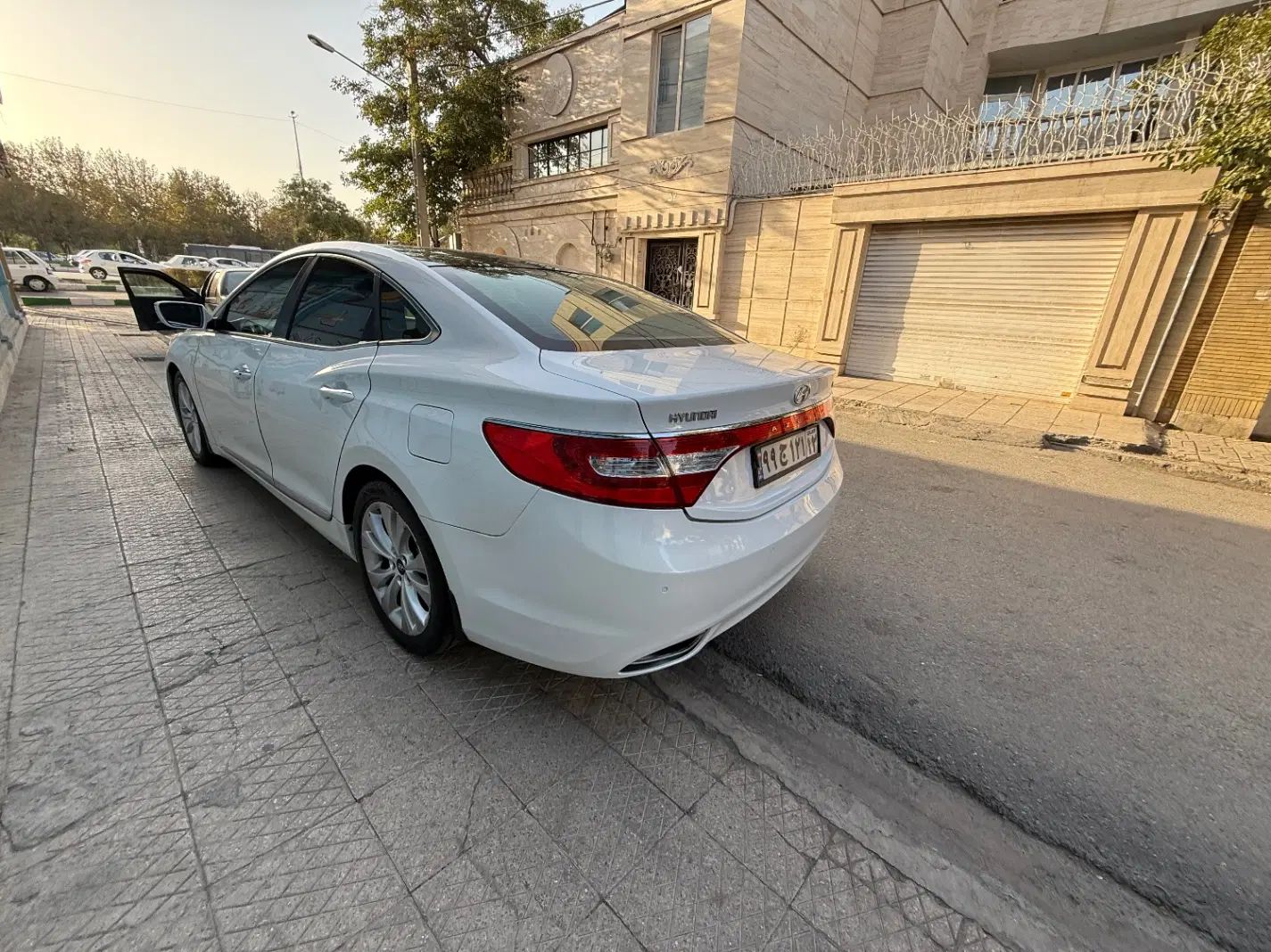 هیوندای آزرا (گرنجور) 3000cc - 2012