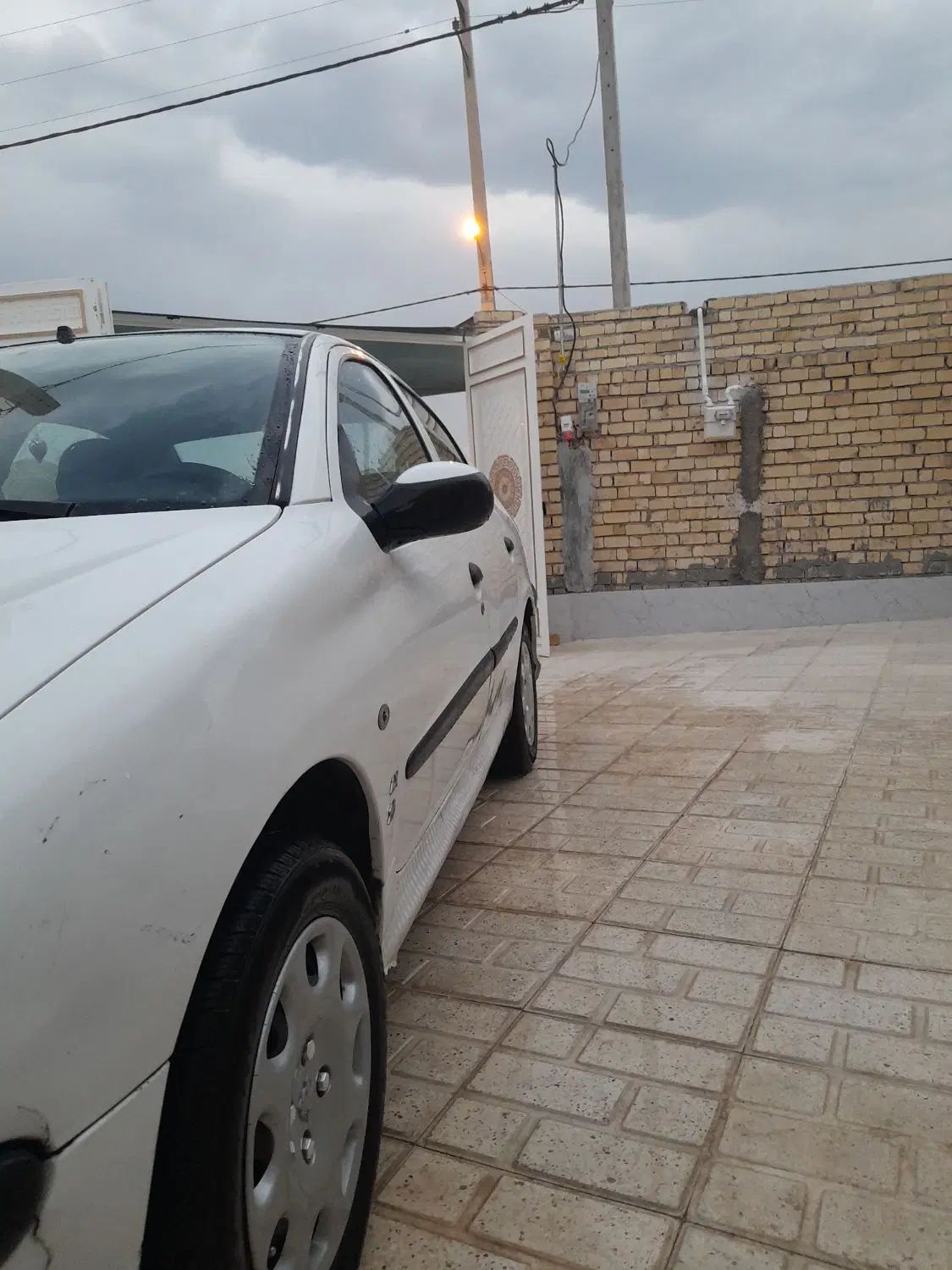 پژو ۲۰۶ صندوق دار v8 - 1393