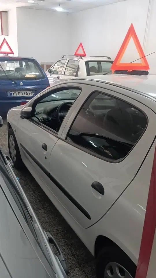 پژو ۲۰۶ صندوق دار v8 - 1396