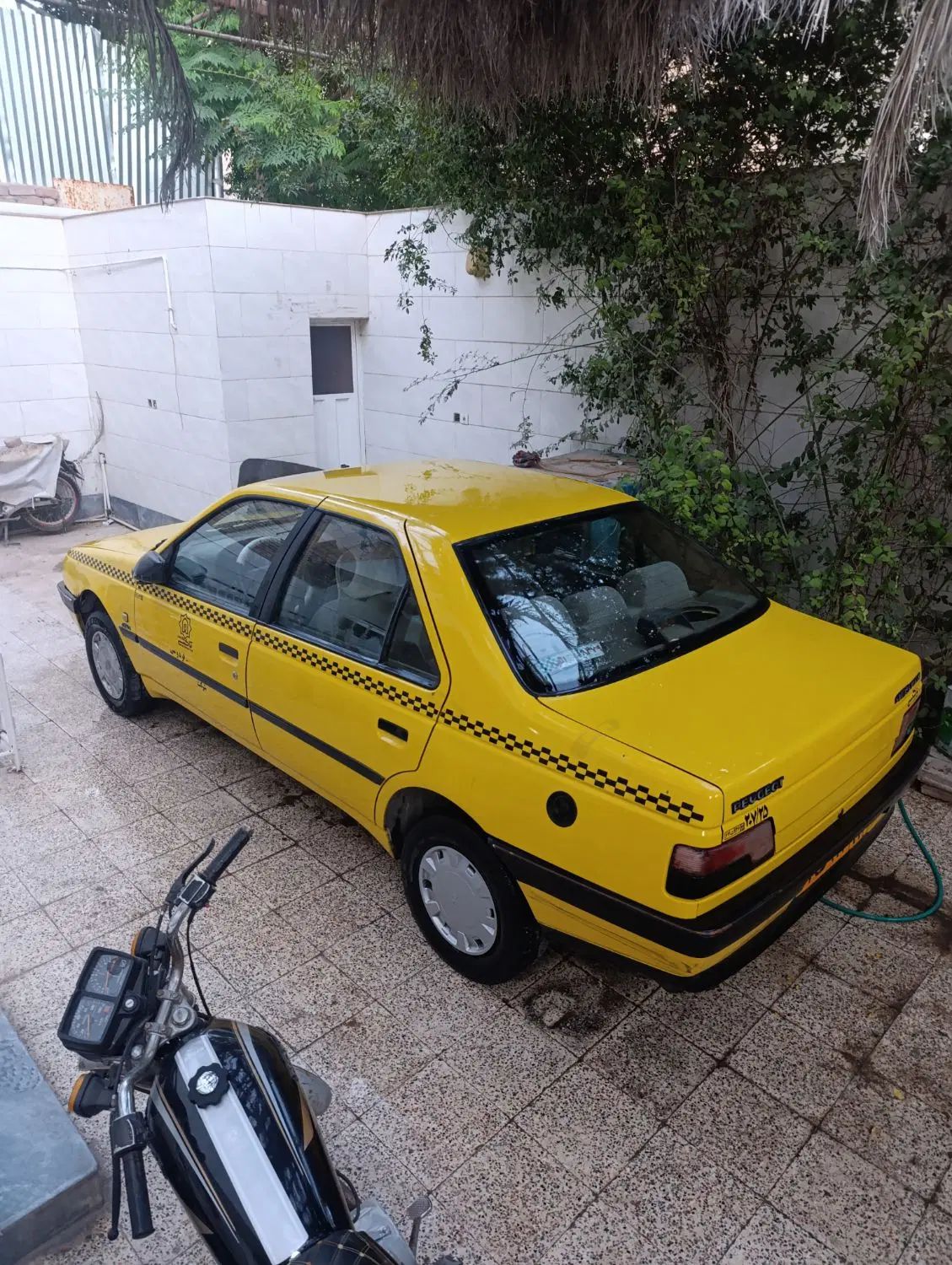 پژو 405 GL - 1379