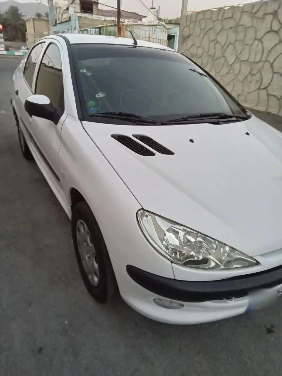 پژو ۲۰۶ صندوق دار v8 - 1393