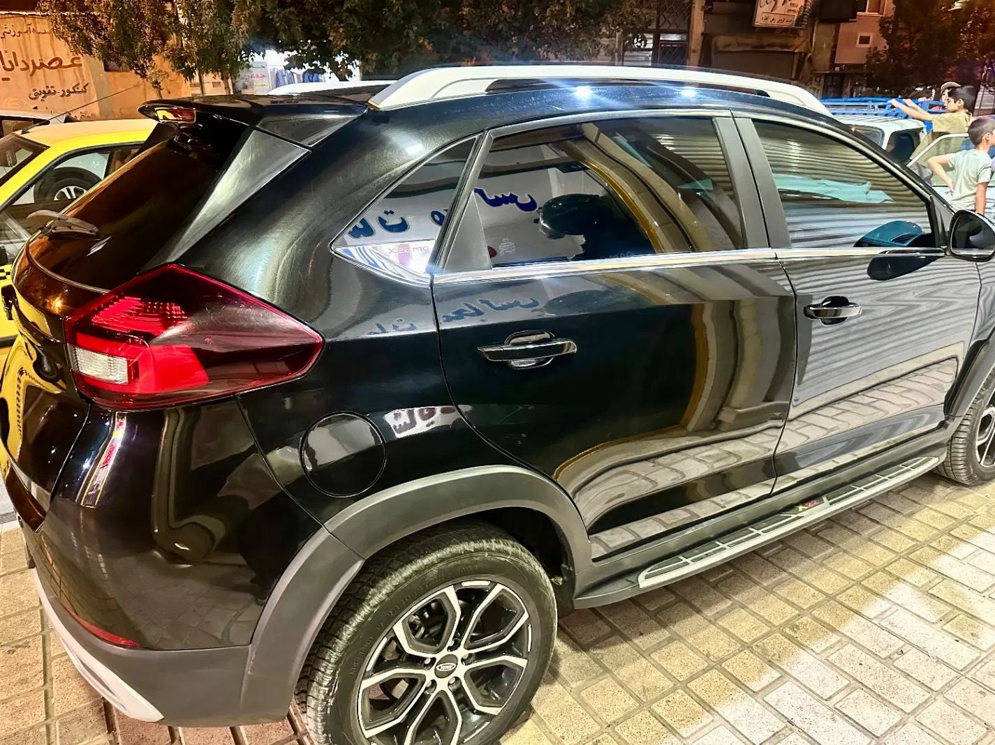 ام وی ام X22 پرو دنده‌ای - 1402