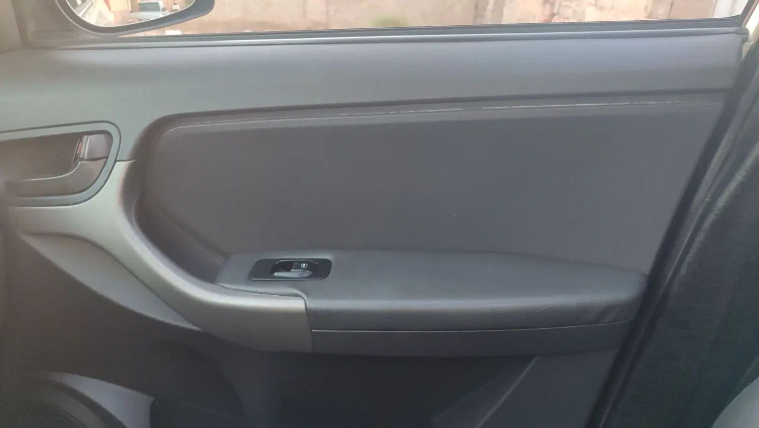 ام وی ام X33 دنده‌ای ساده - 1394