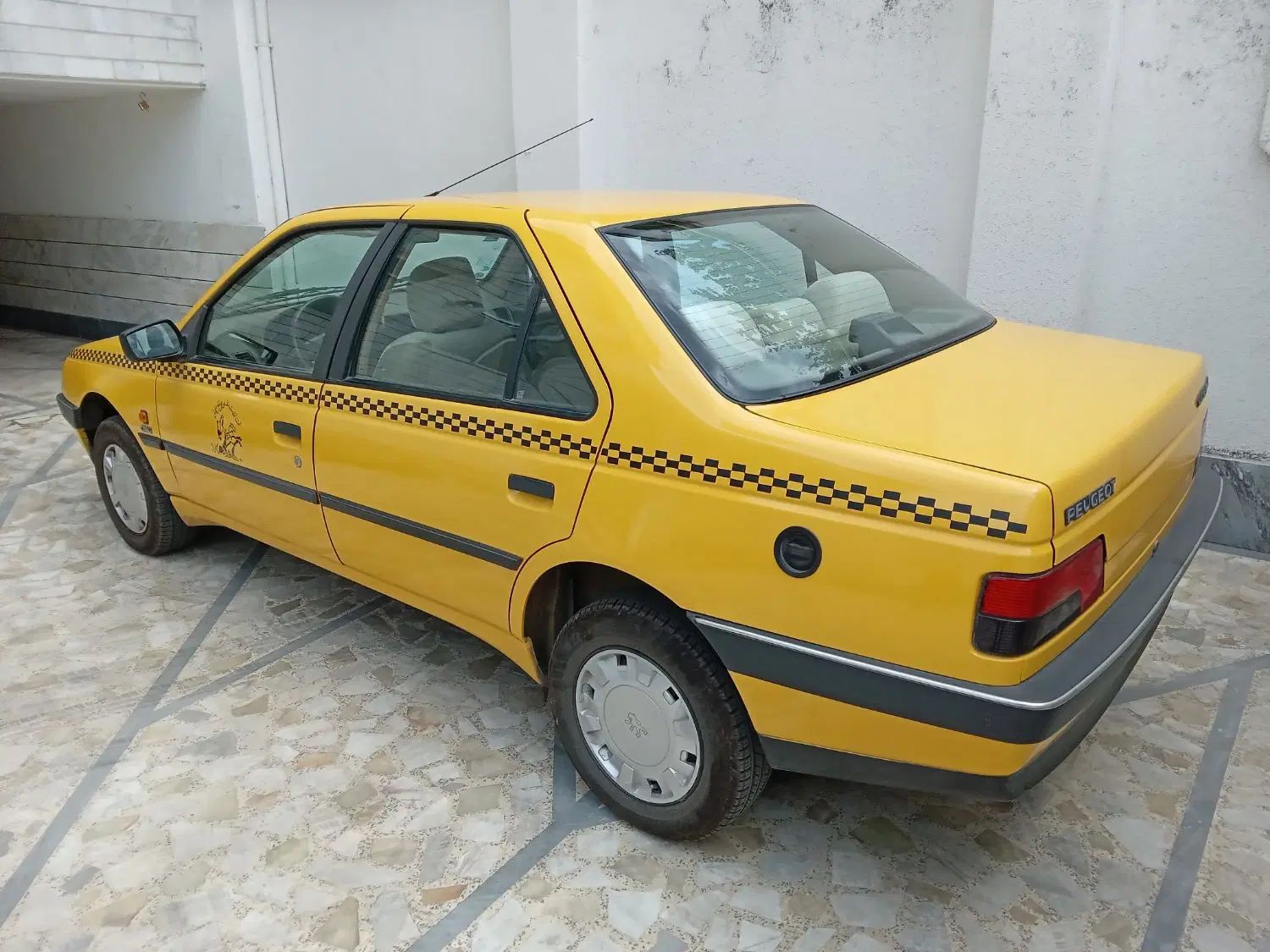 پژو 405 GLX - 1396