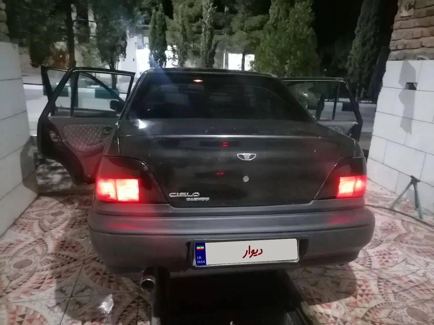 دوو سیلو سدان - 1381