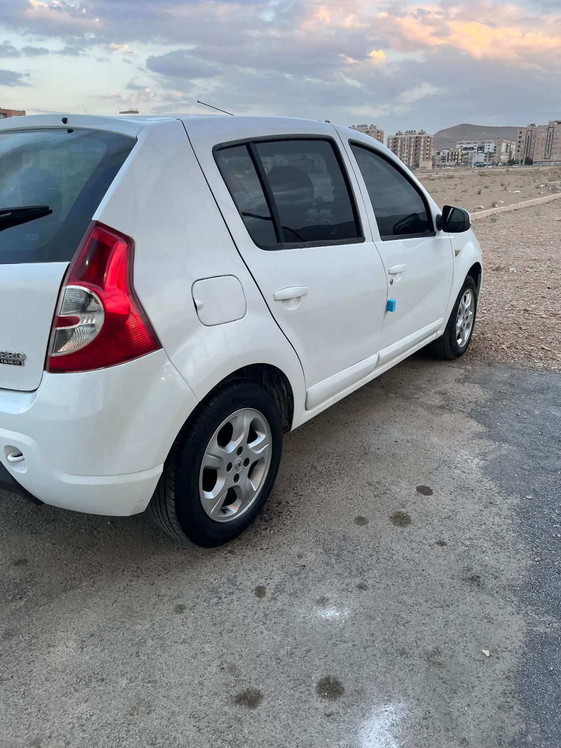 خودرو رنو، ساندرو آگهی ann_20428382
