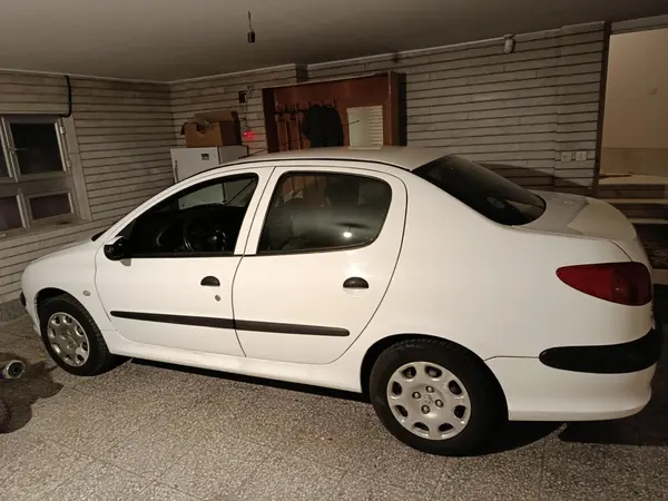 پژو ۲۰۶ صندوق دار v8 - 1397