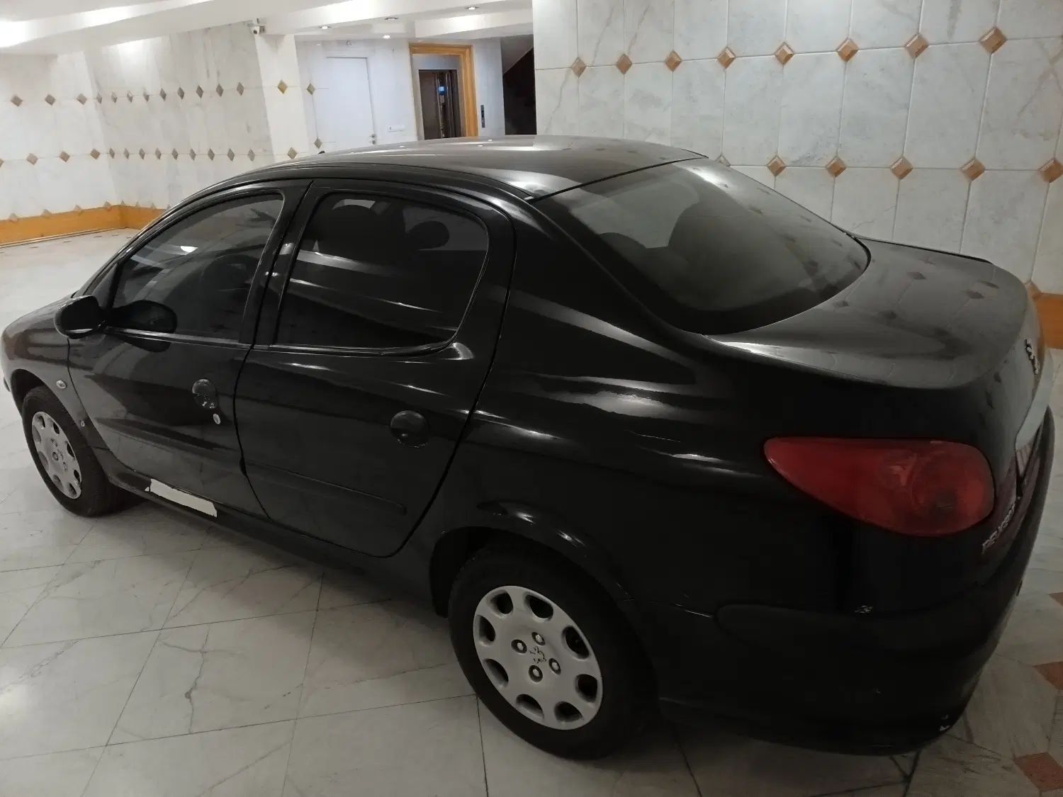 پژو ۲۰۶ صندوق دار v8 - 1396