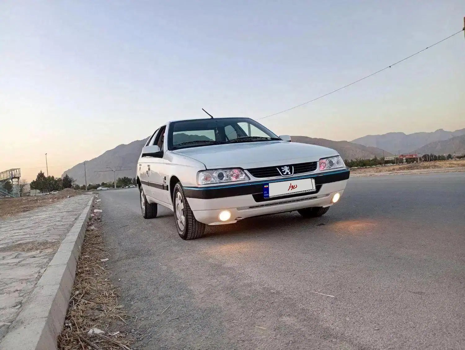 پژو 405 SLX بنزینی TU5 - 1390