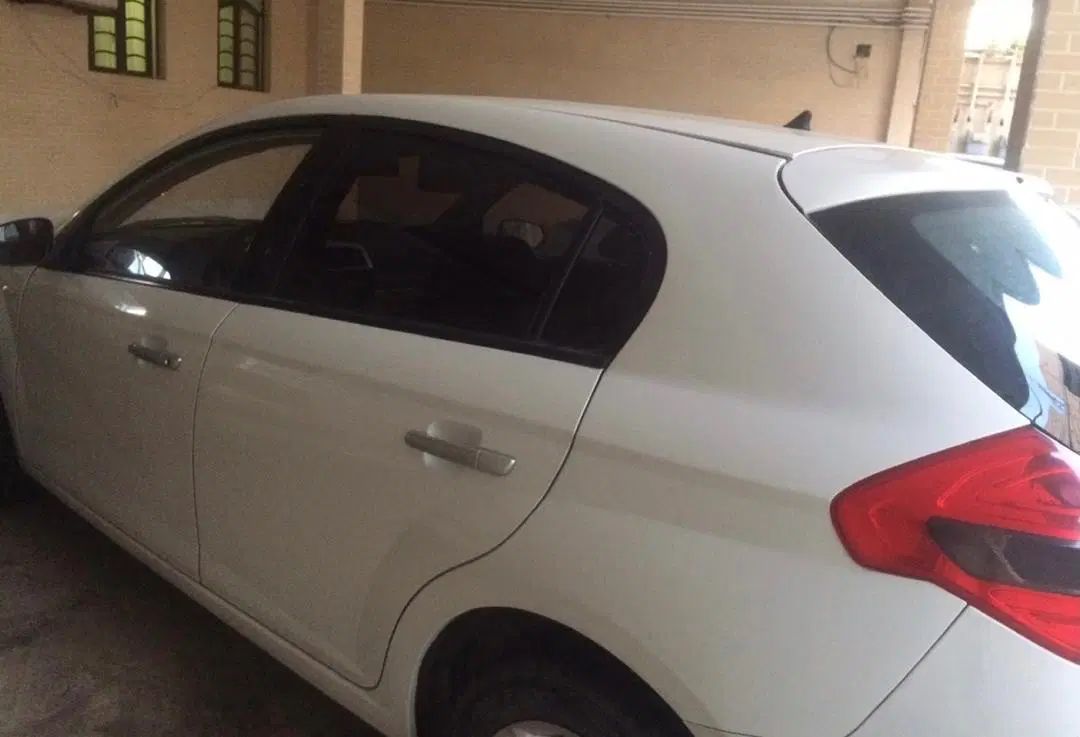 خودرو برلیانس، H320 آگهی ann_20429056