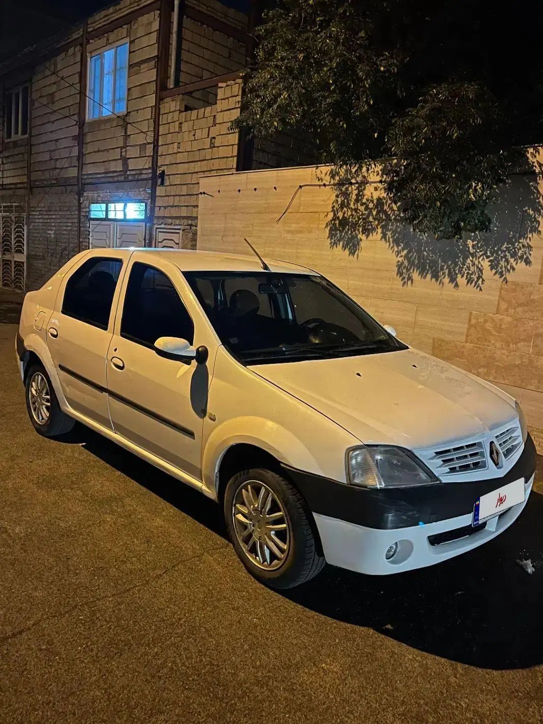 خودرو رنو، تندر 90 آگهی ann_20429171