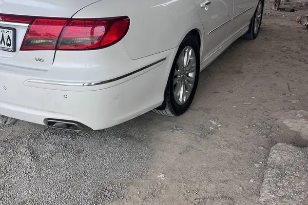 هیوندای آزرا (گرنجور) 3300cc - 2011