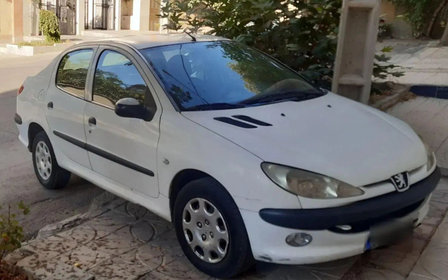 پژو ۲۰۶ صندوق دار v20 - 1389