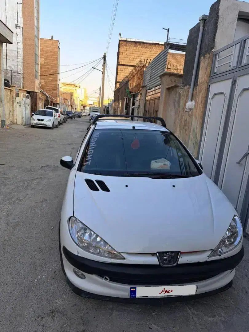 پژو ۲۰۶ صندوق دار v8 - 1391