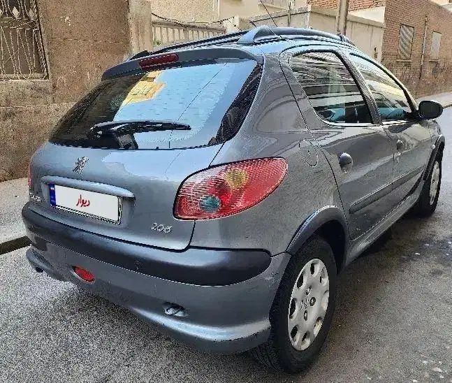 پژو 206 تیپ 5 - 1395