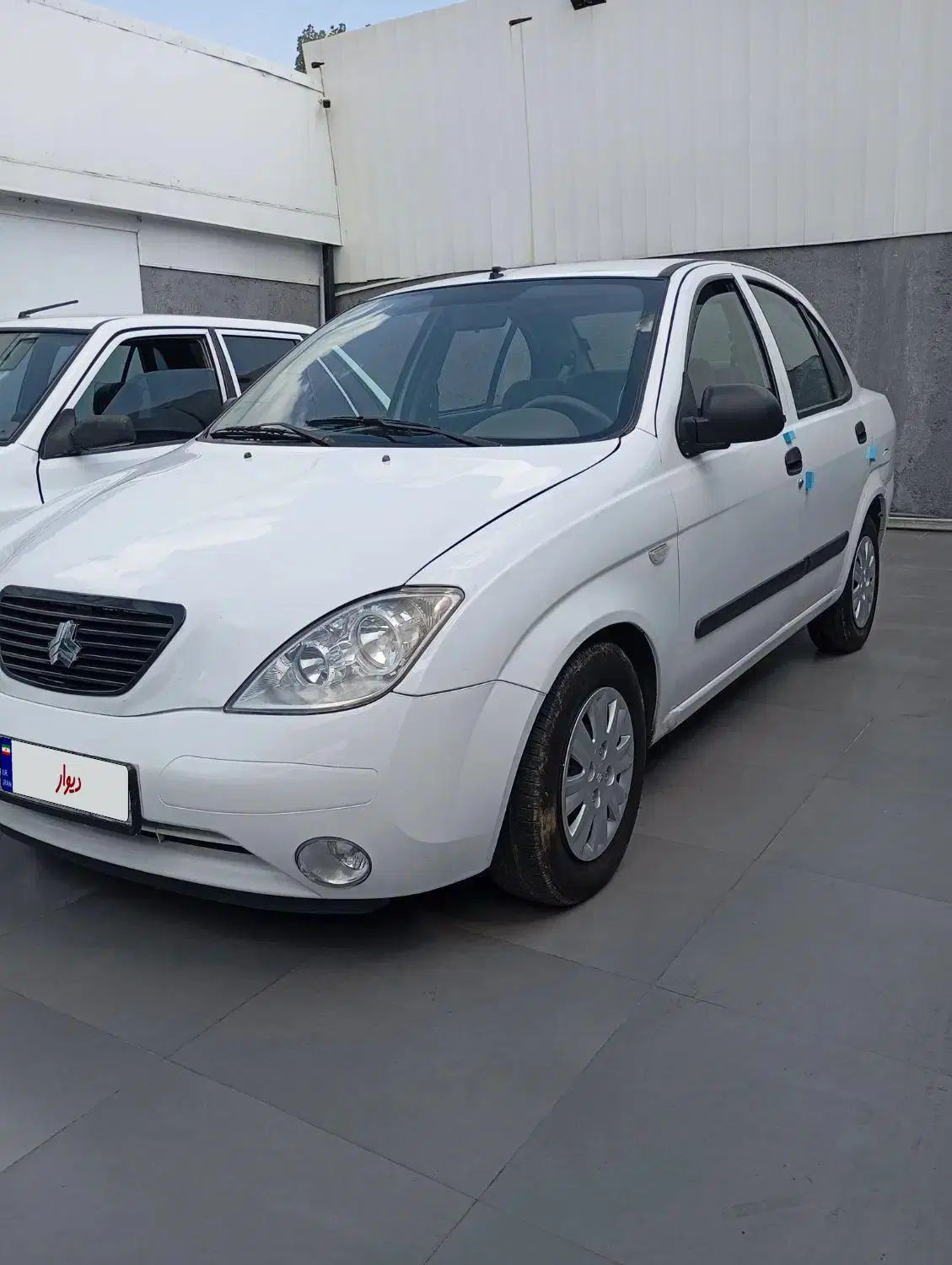 تیبا صندوق دار SX - 1393