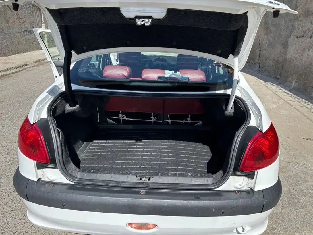 پژو ۲۰۶ صندوق دار v8 - 1395