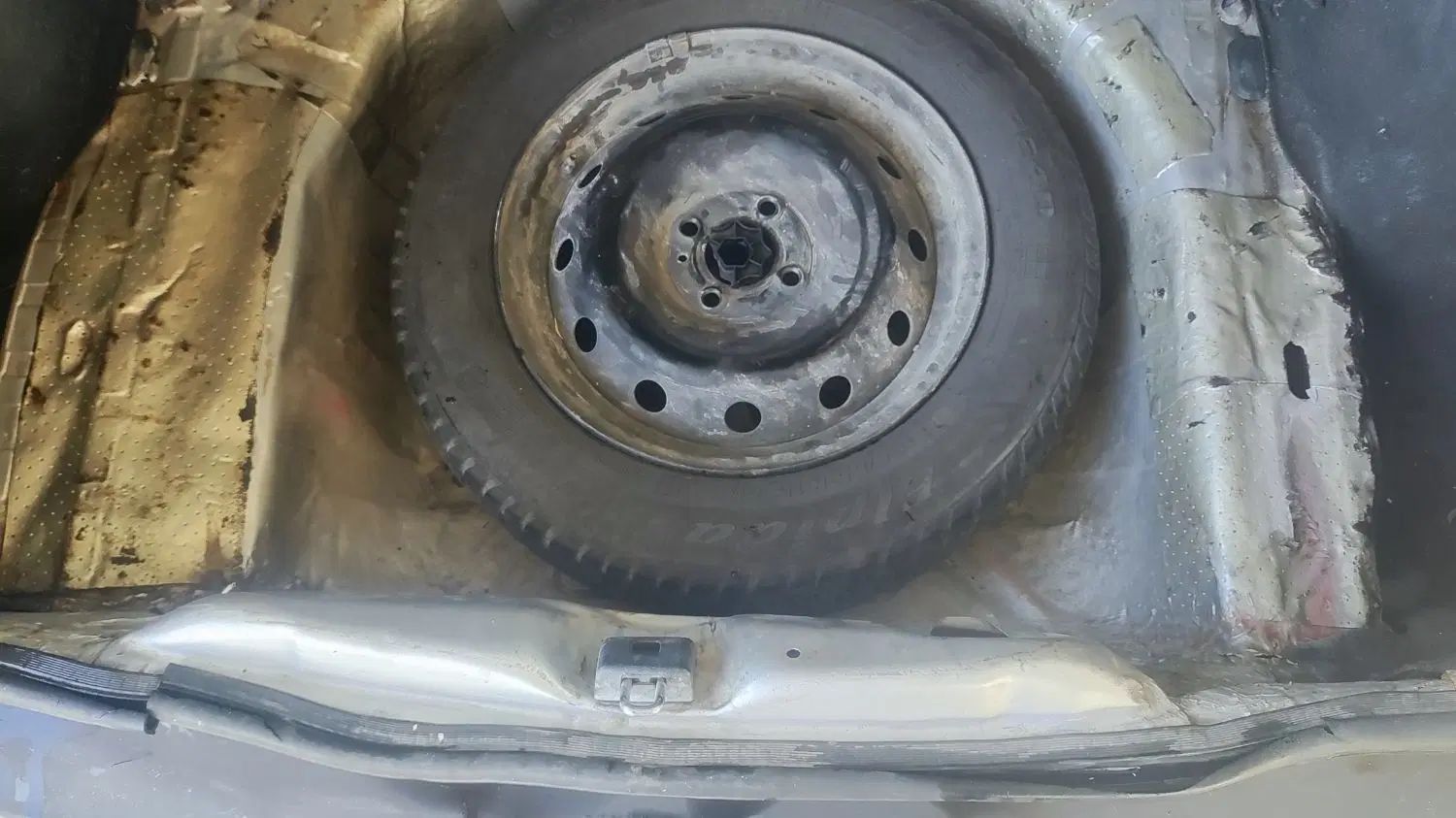 رنو تندر 90 E2 - 1387