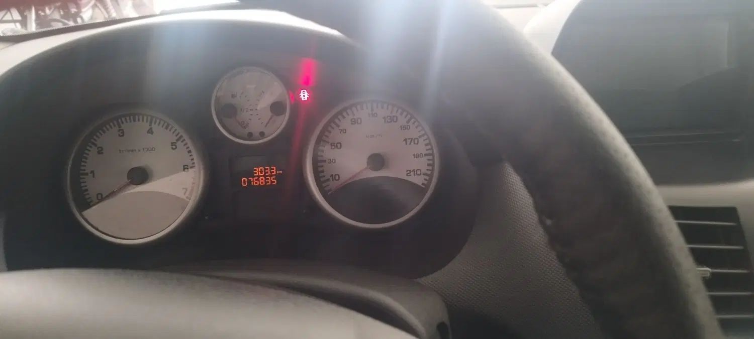 پژو 207 دنده ای فرمان برقی - 1400