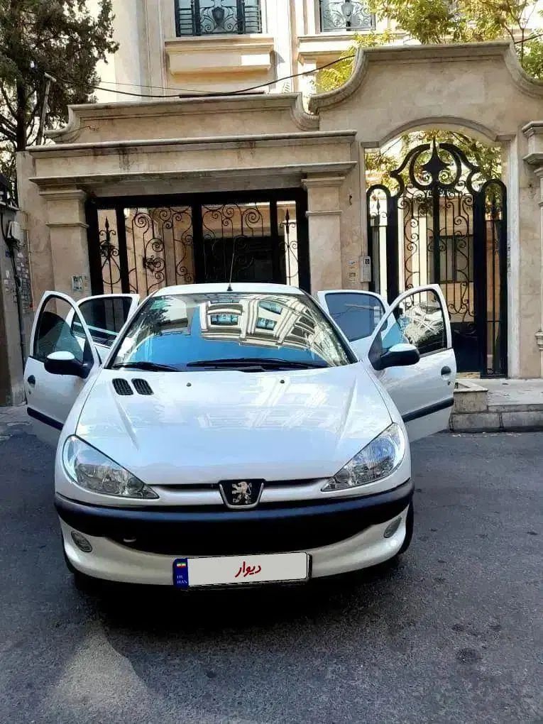 پژو ۲۰۶ صندوق دار v8 - 1398