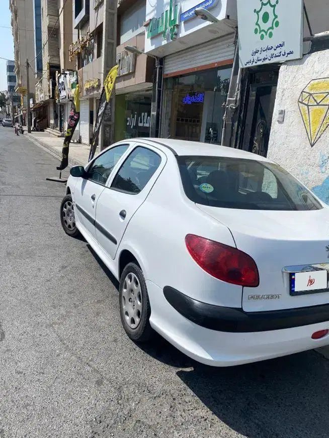پژو ۲۰۶ صندوق دار v8 - 1399