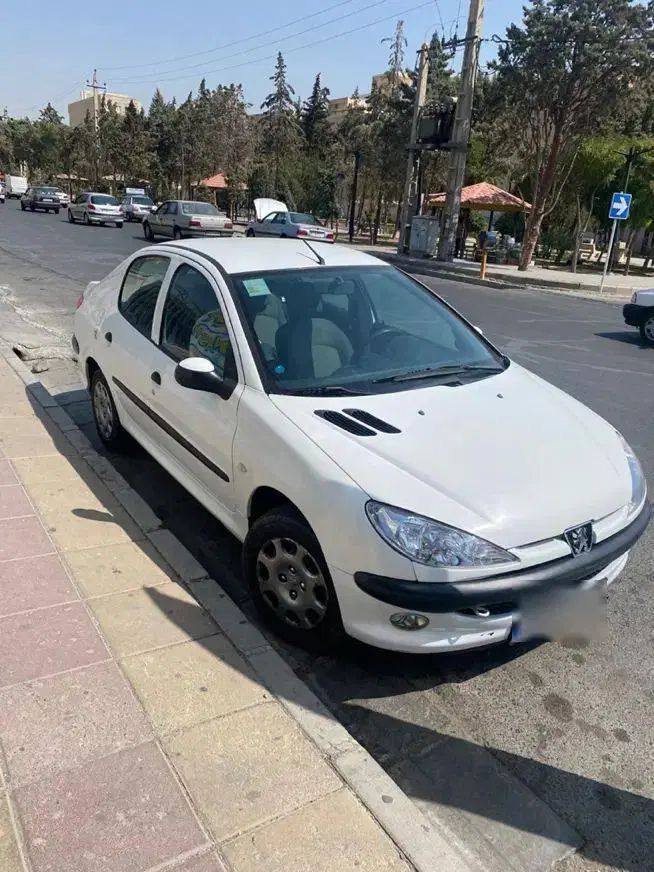 خودرو پژو، ۲۰۶ صندوق دار آگهی ann_20432052