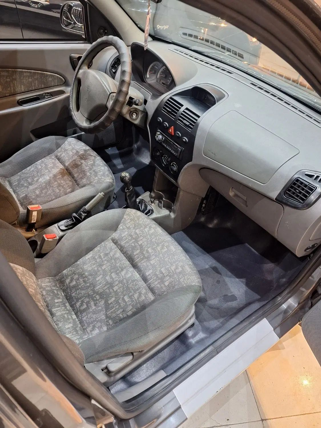 تیبا صندوق دار EX - 1395