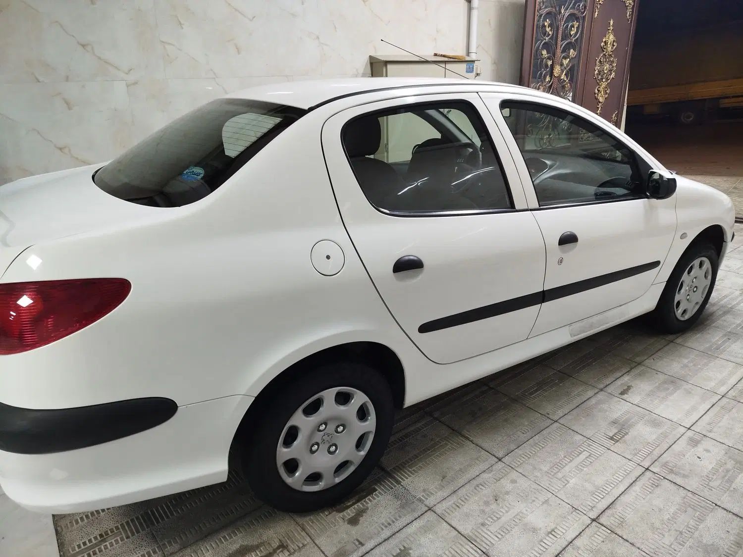 پژو ۲۰۶ صندوق دار v8 - 1399