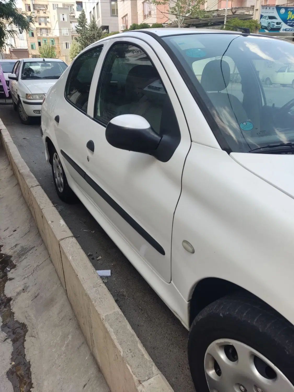 پژو ۲۰۶ صندوق دار v8 - 1394