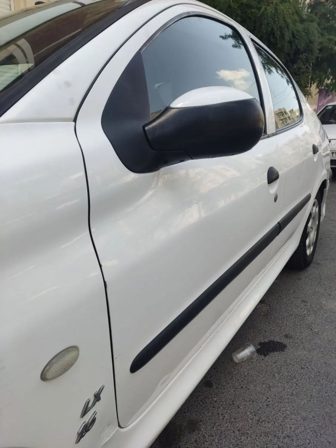 پژو ۲۰۶ صندوق دار v8 - 1394