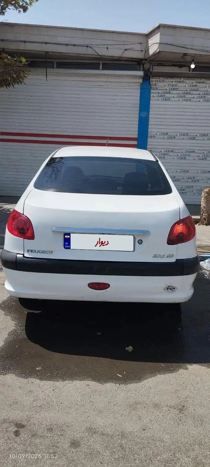 پژو ۲۰۶ صندوق دار v8 - 1397