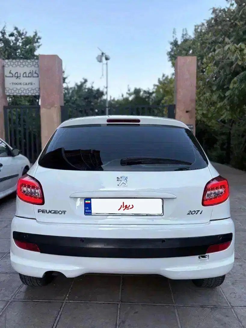 پژو 207 دنده‌ای فرمان هیدرولیک - 1389