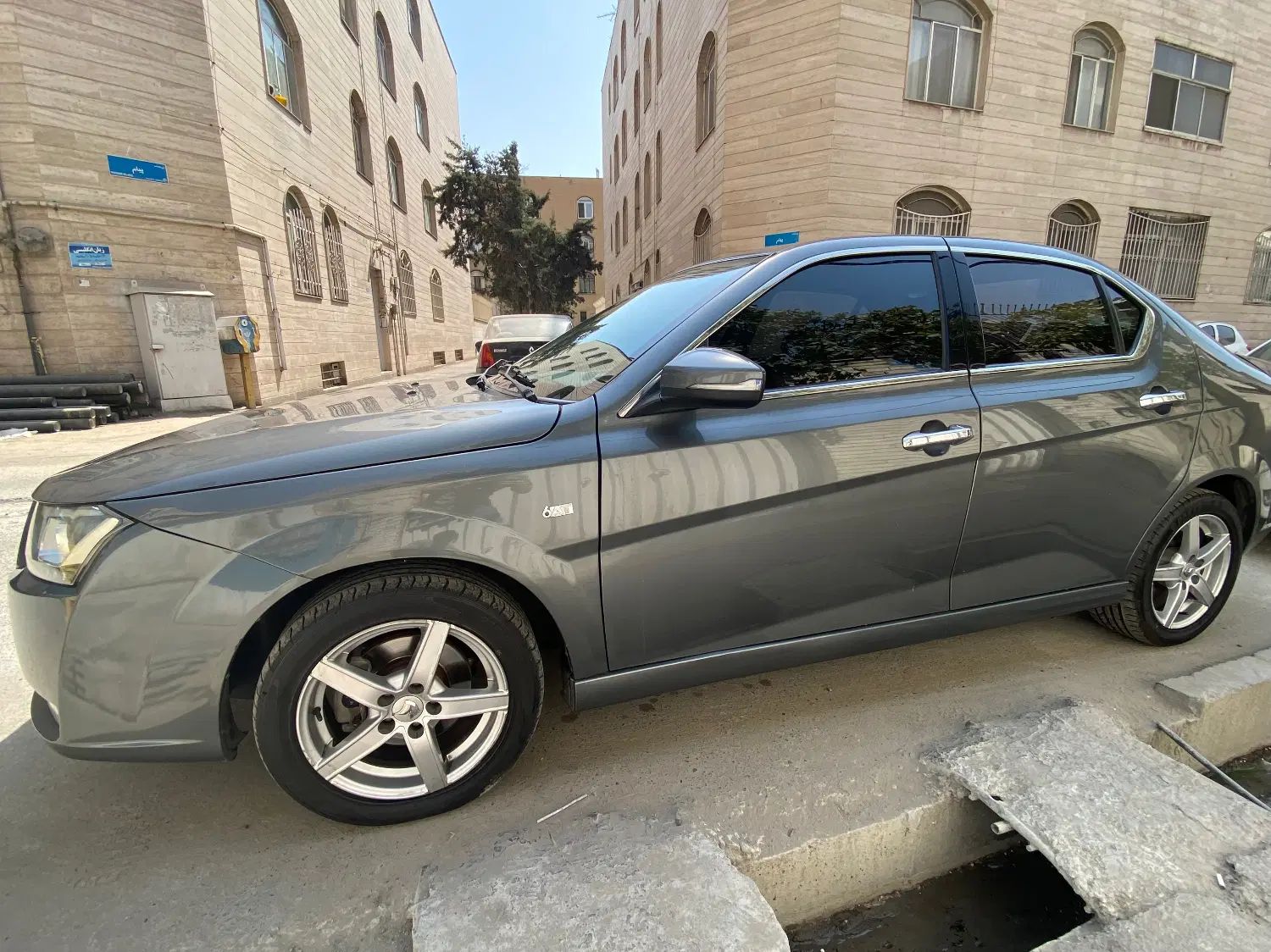 دنا پلاس توربو اتوماتیک - 1402