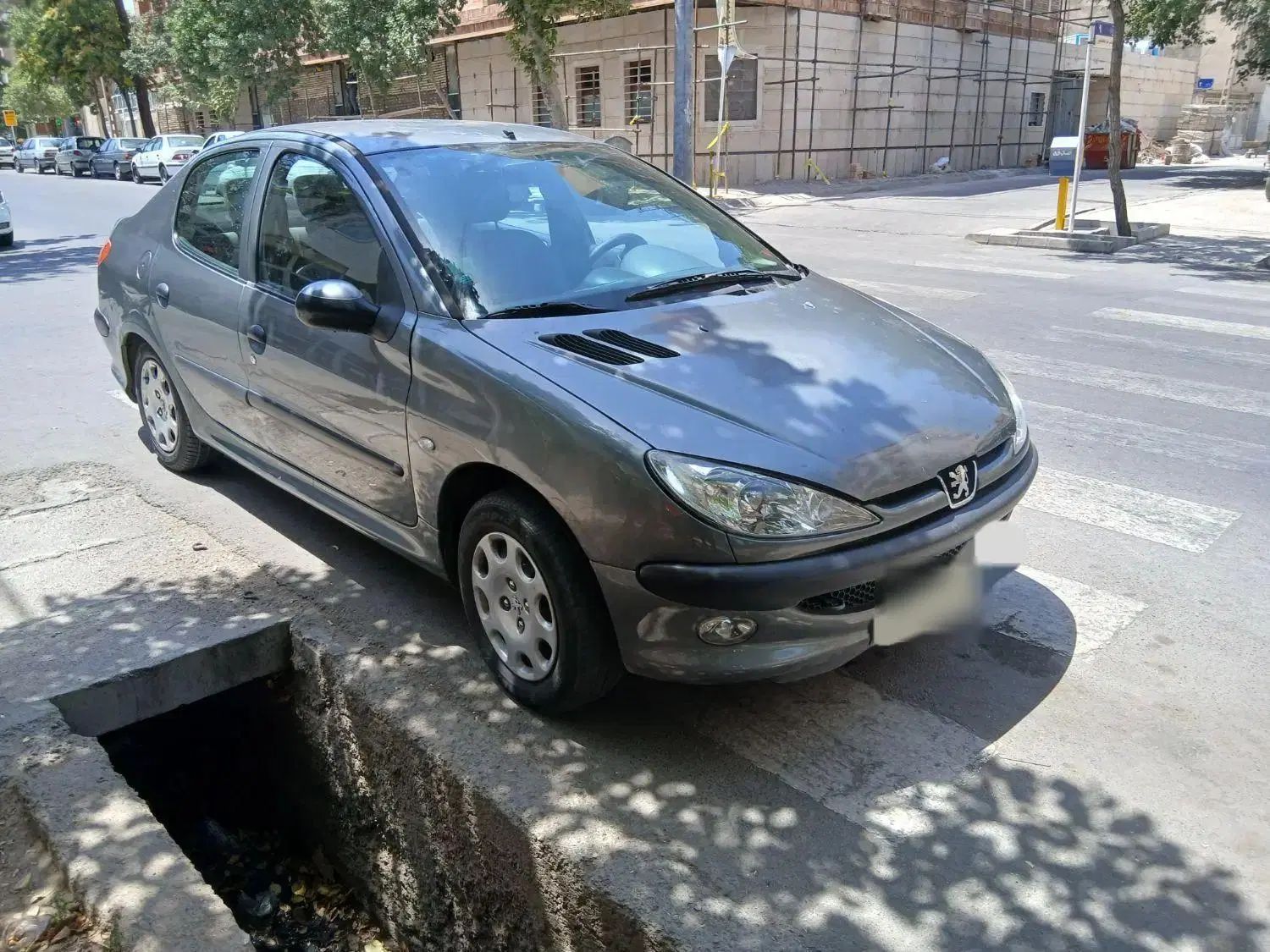 پژو ۲۰۶ صندوق دار v8 - 1393
