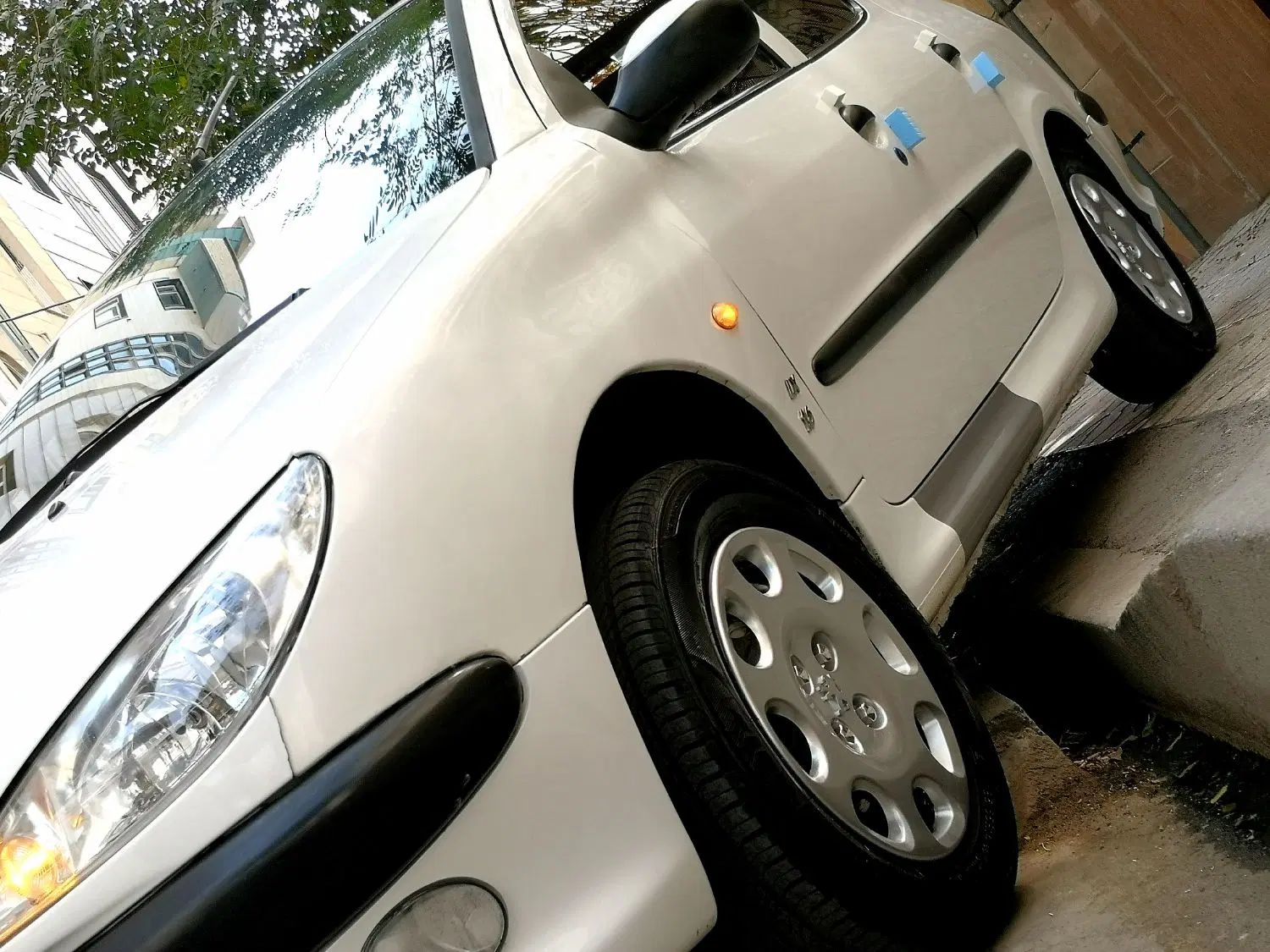 پژو ۲۰۶ صندوق دار v8 - 1393