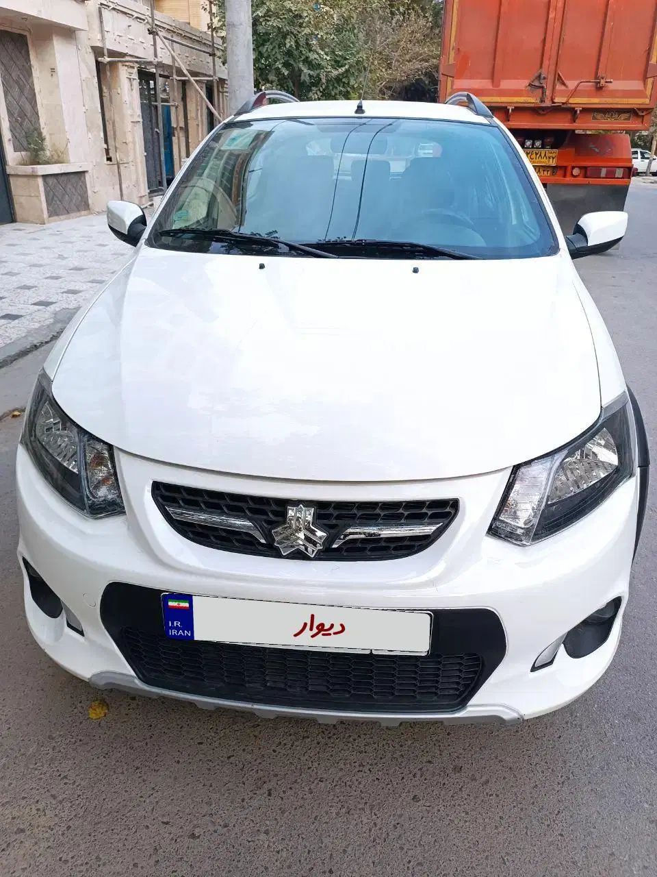 خودرو کوییک، معمولی آگهی ann_20434310