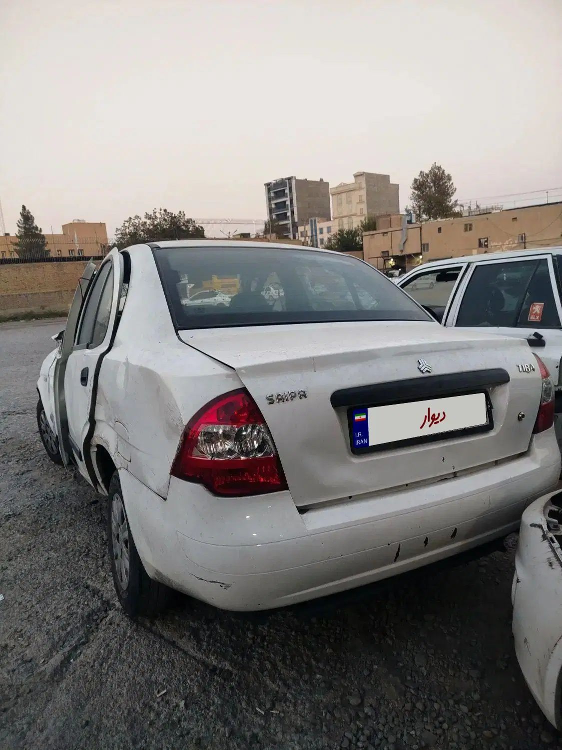 تیبا صندوق دار EX - 1395