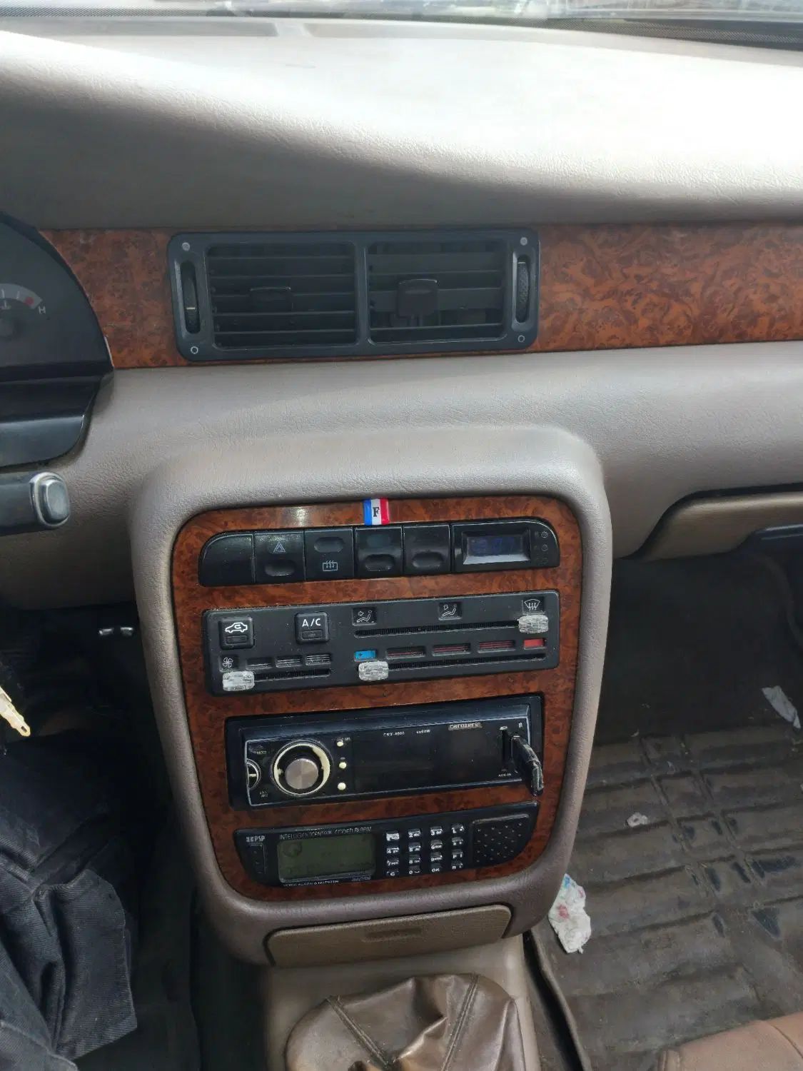 سمند LX XU7 - 1386