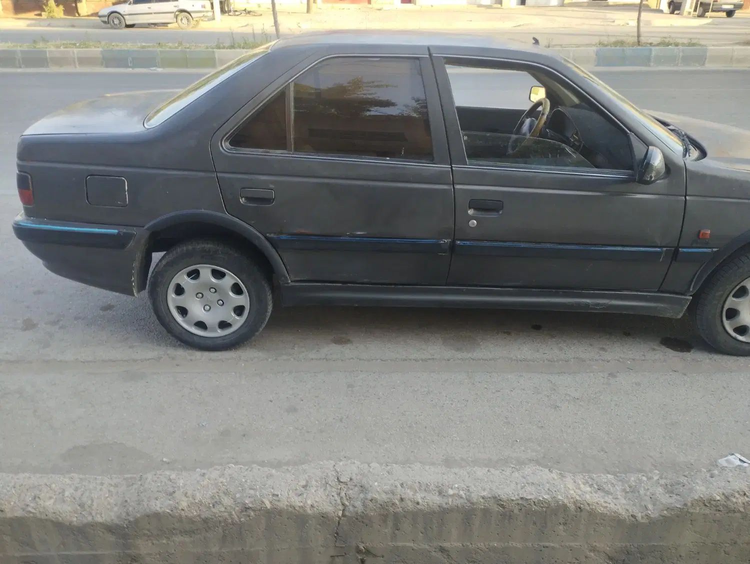 پژو پارس XU7ساده - 1381