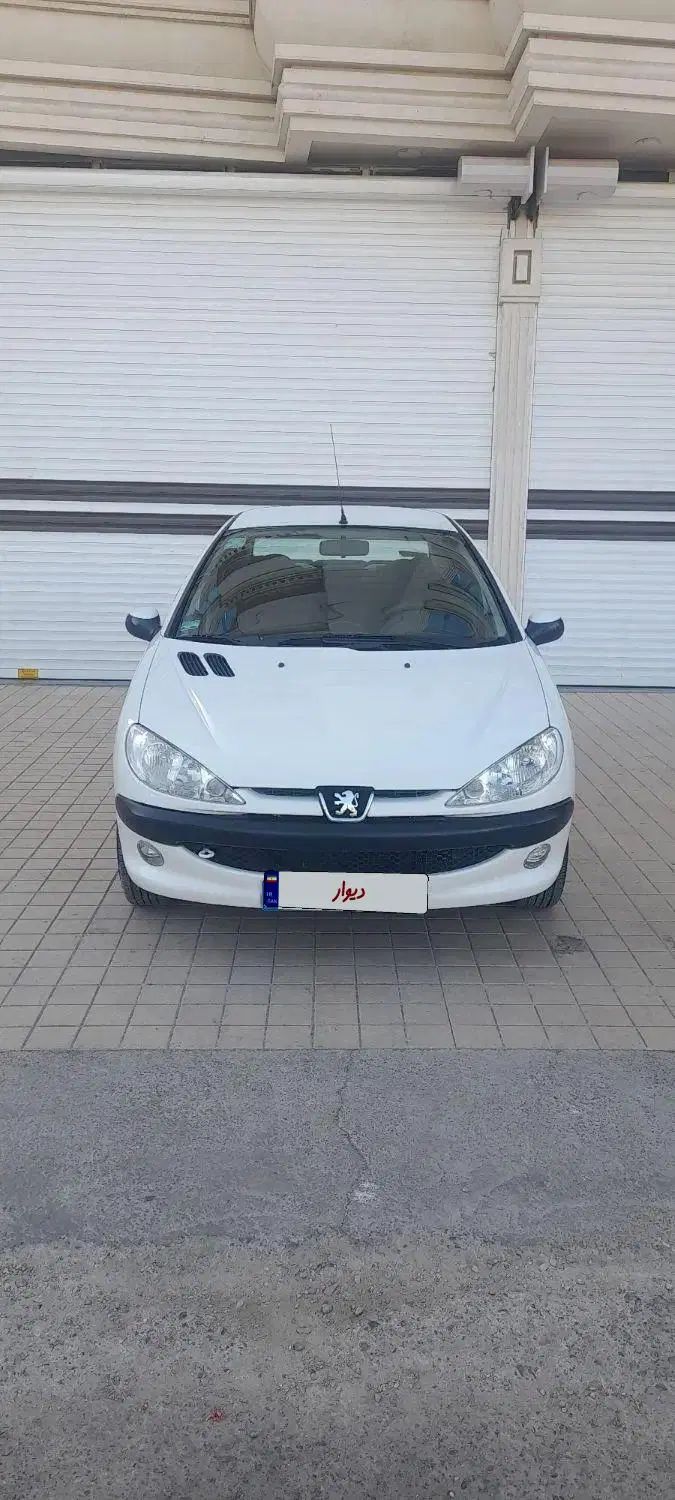 پژو ۲۰۶ صندوق دار v8 - 1393