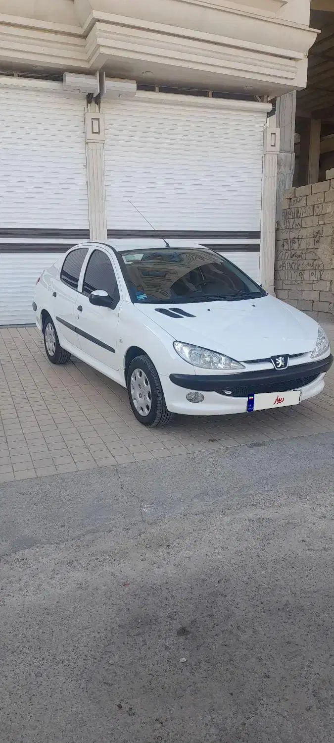 پژو ۲۰۶ صندوق دار v8 - 1393