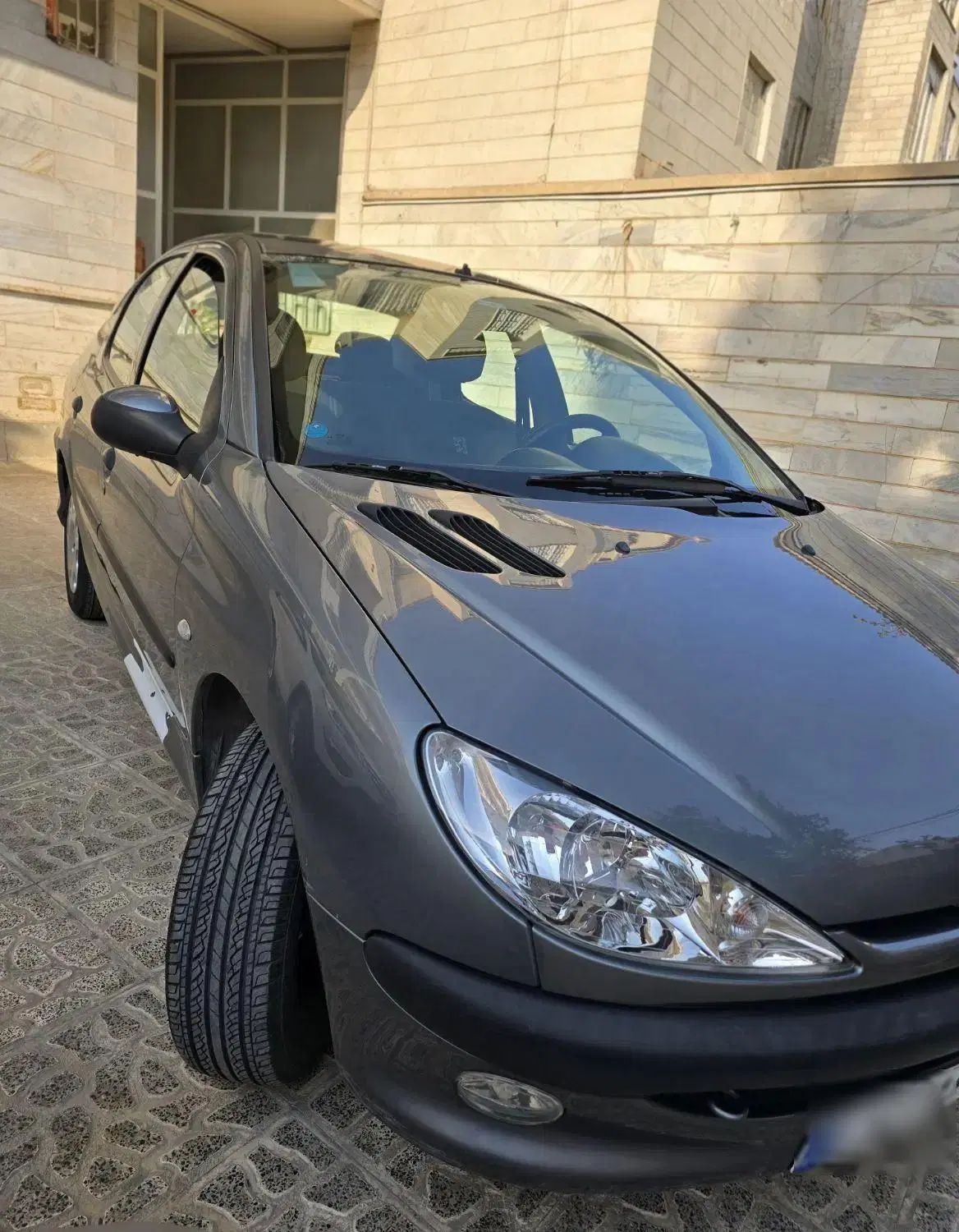 پژو ۲۰۶ صندوق دار v8 - 1396