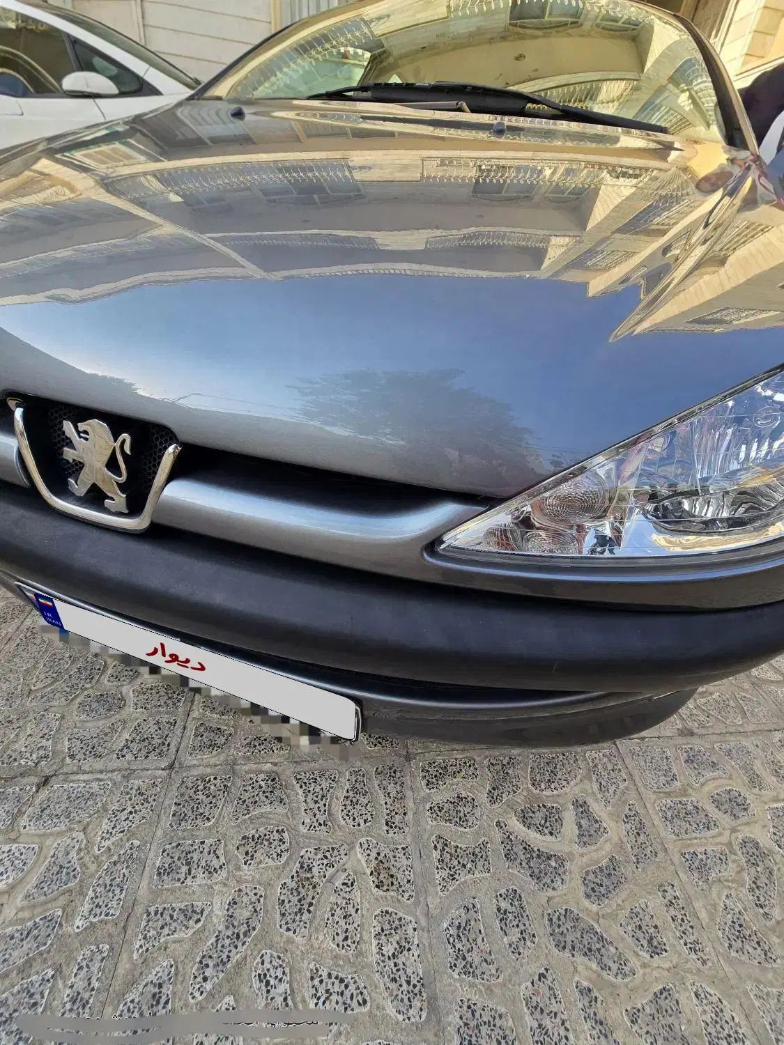 پژو ۲۰۶ صندوق دار v8 - 1396