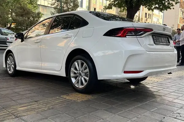 تویوتا کرولا سدان E210 توربو - 2024