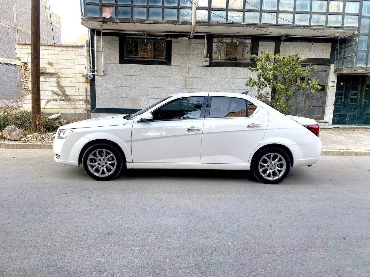 دنا پلاس توربو 6 دنده - 1402