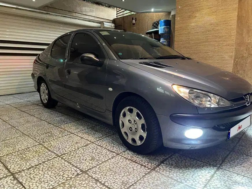 پژو ۲۰۶ صندوق دار v8 - 1399